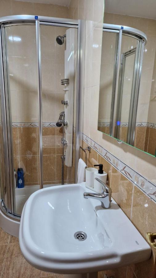 Apartamento Baeza Cozar 1 Exterior foto
